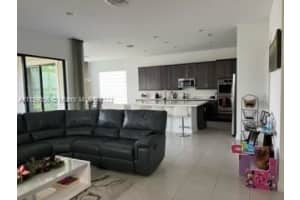 3825 NW 89th Wy, Coral Springs, FL 33065, Sold 05/03/22