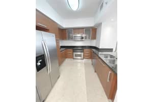 2030 Douglas Rd APT 621, Coral Gables, FL 33134, Sold 03/14/22