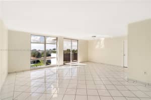 9800 W Bay Harbor Dr APT 503, Bay Harbor Islands, FL 33154, Sold 03/24/22