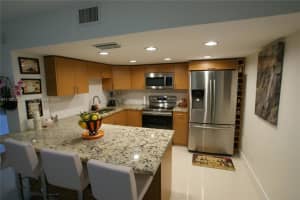 11755 SW 18th St APT 206, Miami, FL 33175, Sold 03/28/22