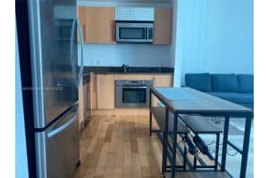 300 S Biscayne Blvd t 3203, Miami, FL 33131, Sold 04/01/22