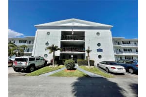 470 Paradise Isle Blvd APT 201, Hallandale Beach, FL 33009, Sold 03/25/22