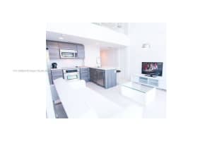 421 Meridian Ave APT 10, Miami Beach, FL 33139, Sold 05/03/22