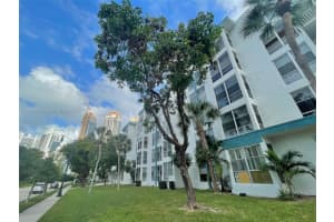 200 177th Dr APT 109, Sunny Isles Beach, FL 33160, Sold 03/30/22