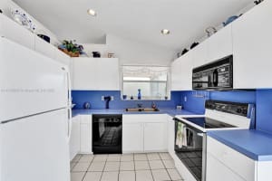 10189 Balsa Way, Palm Beach Gardens, FL 33410, Sold 03/18/22