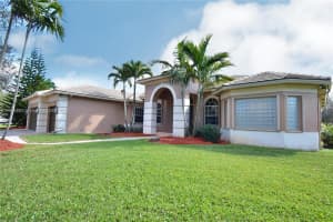 13886 SW 42nd St, Davie, FL 33330, Sold 06/10/22