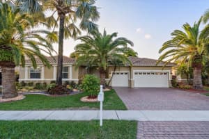 880 SW 189th Terrace, Pembroke Pines, FL 33029, Sold 03/15/22