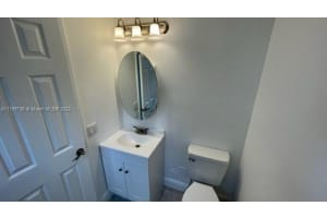 5350 W 21st Ct APT 106, Hialeah, FL 33016, Sold 03/01/22