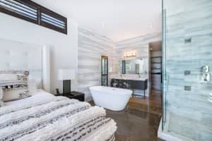 1540 Cleveland Rd, Miami Beach, FL 33141, Sold 05/06/22