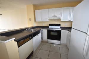 8710 Sherman Cir N APT 501, Miramar, FL 33025, Sold 04/19/22
