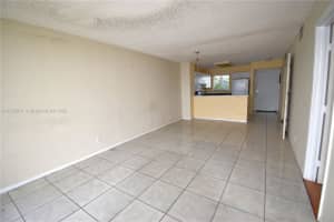 8710 Sherman Cir N APT 501, Miramar, FL 33025, Sold 04/19/22
