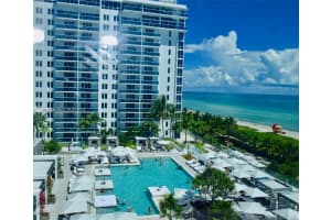 2301 Collins Ave APT 439, Miami Beach, FL 33139, Sold 04/11/22