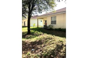 2521 SW 88th Ave, Miramar, FL 33025, Sold 07/29/22