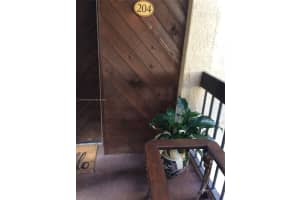 461 Ives Dairy Rd Apt 204-2, Miami, FL 33179, Sold 12/19/22