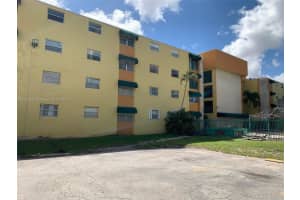 606 W 81st St APT 408, Hialeah, FL 33014, Sold 05/02/22