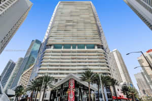Brickell House, 1300 Brickell Bay Dr #1901, Miami, FL 33131, Sold 04/08/22