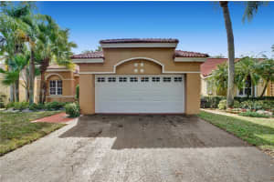 1360 Seabay Rd, Weston, FL 33326, Sold 03/29/22