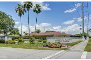 910 NE 214th Ln APT 1, Miami, FL 33179, Sold 03/16/22