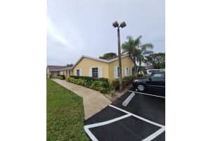910 NE 214th Ln APT 1, Miami, FL 33179, Sold 03/16/22