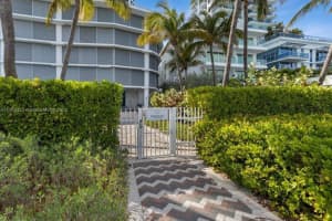 6515 Collins Ave APT 701, Miami Beach, FL 33141, Sold 05/17/22