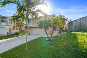 21811 SW 99th Ave, Cutler Bay, FL 33190, Sold 03/31/22
