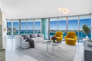 900 Biscayne Bay, 900 Biscayne Blvd APT 2506, Miami, FL 33132, Sold 04/29/22