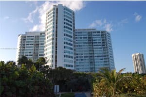 7135 Collins Ave APT 1616, Miami Beach, FL 33141, Sold 04/15/22