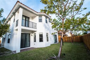 9864 NW 10 Terrace, Miami, FL 33172, Sold 04/04/22