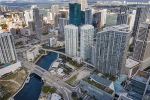 68 SE 6th St APT 3911, Miami, FL 33131, Sold 05/16/22