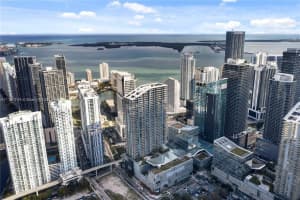 68 SE 6th St APT 3911, Miami, FL 33131, Sold 05/16/22