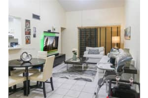 10237 NW 9th St Cir # 212-4, Miami, FL 33172, Sold 04/19/22