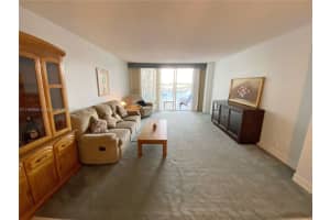 3800 S Ocean Dr APT 525, Hollywood, FL 33019, Sold 04/07/22