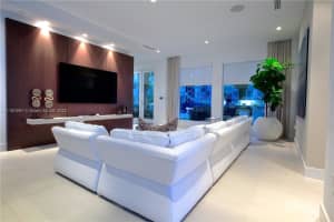 10593 NW 67th Terrace, Doral, FL 33178, Sold 10/17/22
