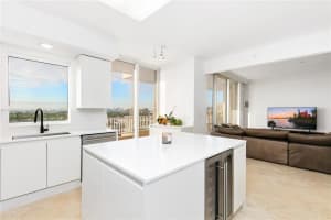 781 Crandon Blvd APT 902, Key Biscayne, FL 33149, Sold 11/30/22