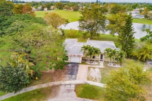 7207 NW 80 St, Tamarac, FL 33321, Sold 04/13/22