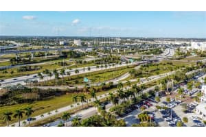 488 NW 165th St b415, Miami, FL 33169, Sold 05/26/22
