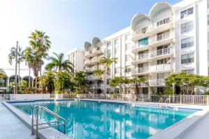 488 NW 165th St b415, Miami, FL 33169, Sold 05/26/22