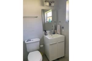 7865 NW 170th St, Hialeah, FL 33015, Sold 03/30/22