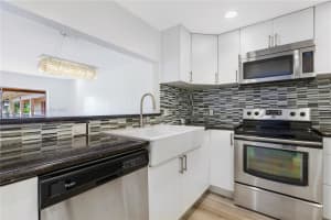 11219 SW 88th St c208, Miami, FL 33173, Sold 03/15/22