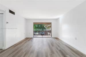 11219 SW 88th St c208, Miami, FL 33173, Sold 03/15/22