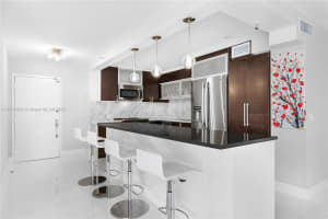 6061 Collins Ave #10d, Miami Beach, FL 33141, Sold 03/21/22