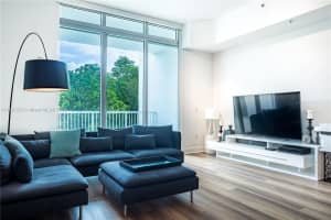 15051 Royal Oaks Ln APT 102, North Miami, FL 33181, Sold 04/07/22
