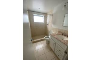 641 Espaola Way APT 12, Miami Beach, FL 33139, Sold 04/21/22
