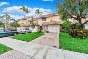 8405 NW 40th Ct, Sunrise, FL 33351, Sold 04/07/22