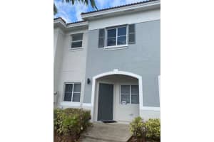 1639 SE 31st Ct #1639, Homestead, FL 33035, Sold 03/31/22