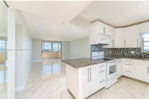 16400 NE 17th Ave APT 703, North Miami Beach, FL 33162, Sold 03/14/22