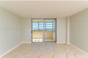 16400 NE 17th Ave APT 703, North Miami Beach, FL 33162, Sold 03/14/22