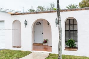 8011 SW 196th Terrace, Cutler Bay, FL 33189, Sold 05/05/22