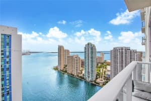 300 S Biscayne Blvd t 3314, Miami, FL 33131, Sold 04/04/22