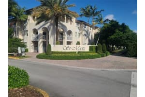 11605 NW 89th St APT 211, Doral, FL 33178, Sold 03/31/22